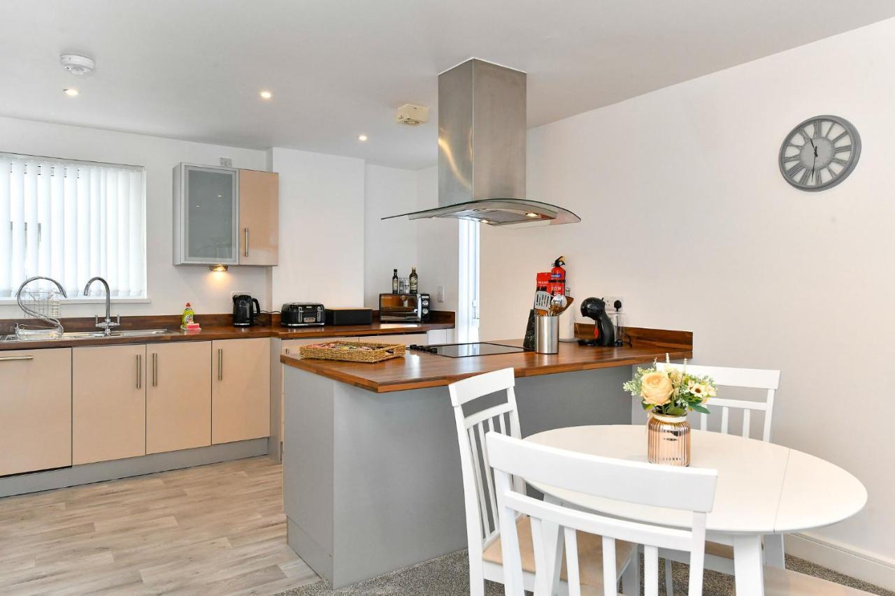 Just Stay Wales - Meridian Wharf, Marina View - 2 Bed Apartment Swansea Eksteriør billede