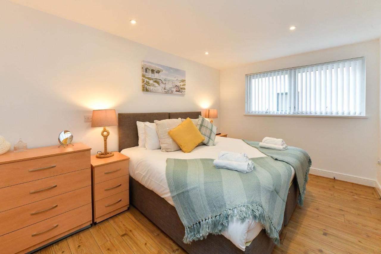 Just Stay Wales - Meridian Wharf, Marina View - 2 Bed Apartment Swansea Eksteriør billede